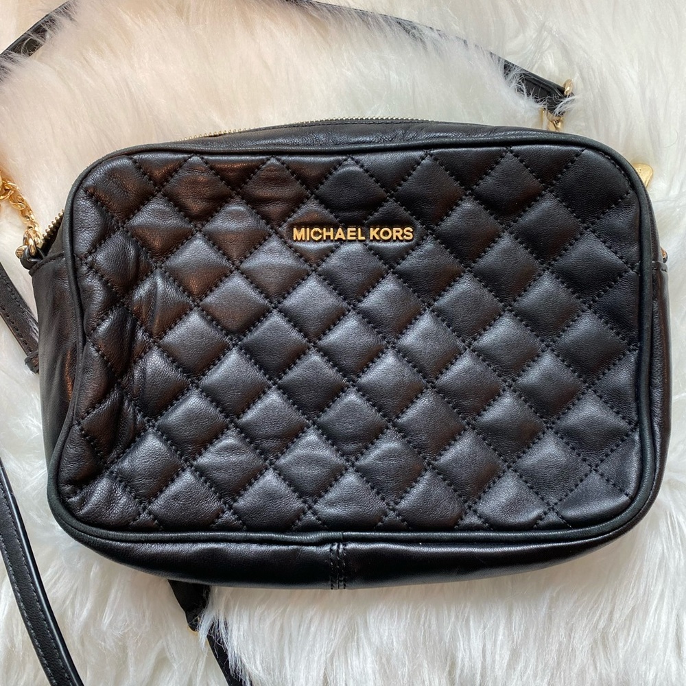 ❤️Michael Kors Crossbody Purse